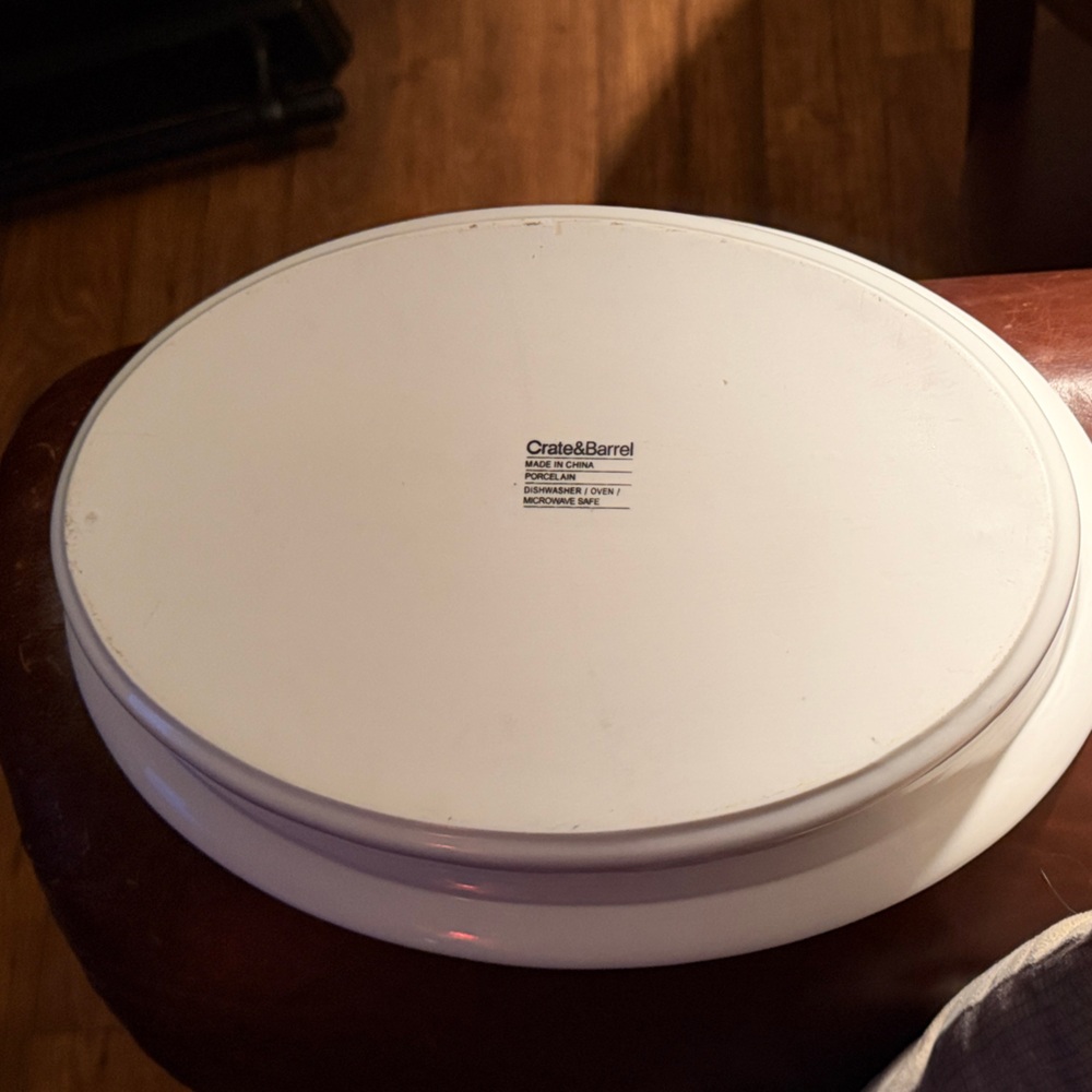 Crate&Barrel Classic White Oval Baking Dish